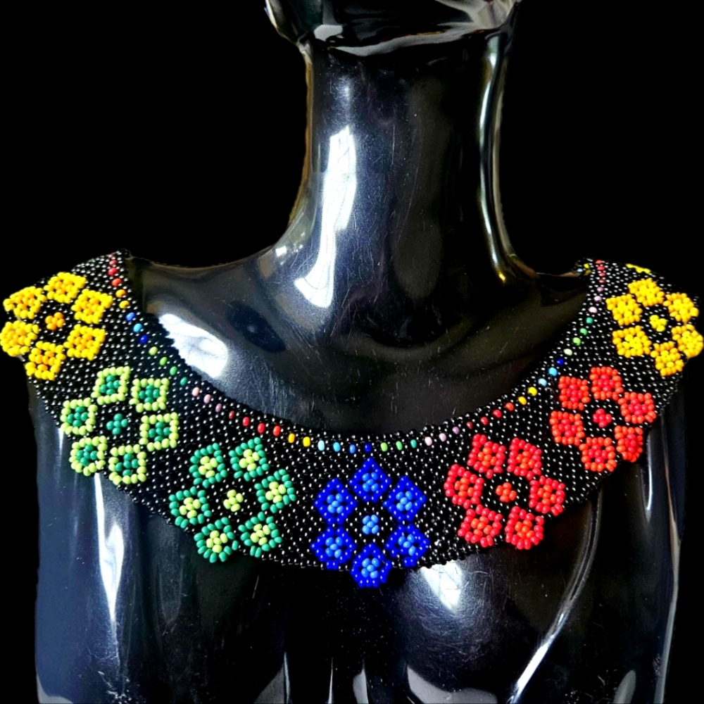 Handmade beaded necklace 💕